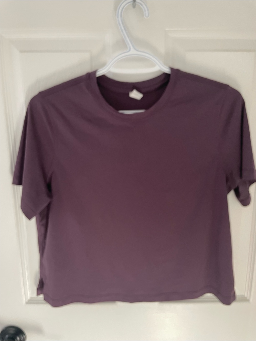 Women’s Lululemon T-shirt